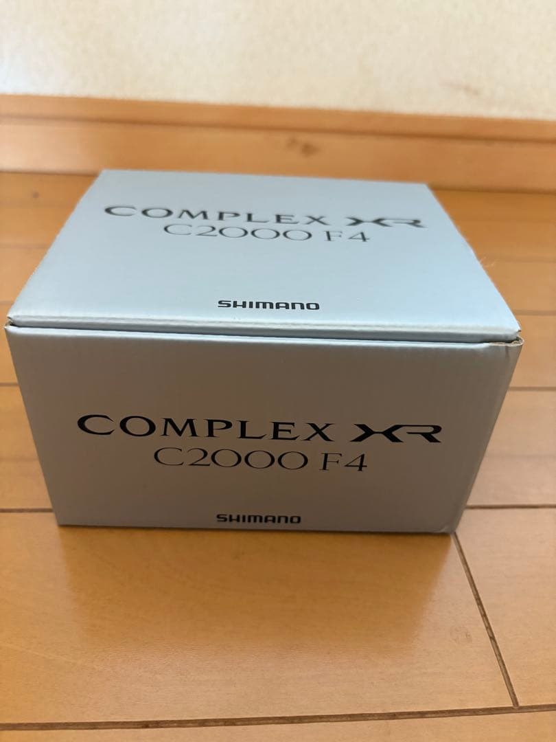 シマノコンプレックスXR C2000 F4 スピニングリール