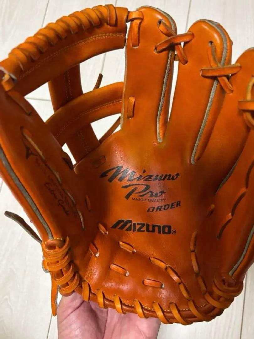 ミズノプロ硬式オーダーニ岡モデル