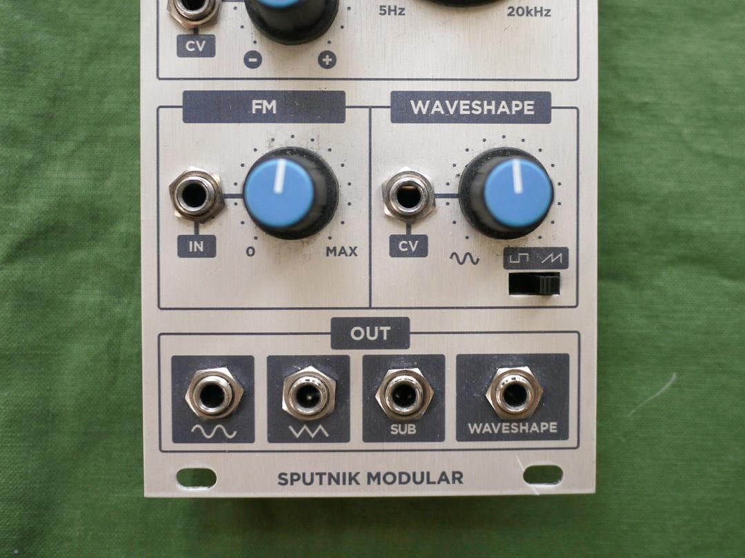 新春値下げ！ Sputnik modular oscillator