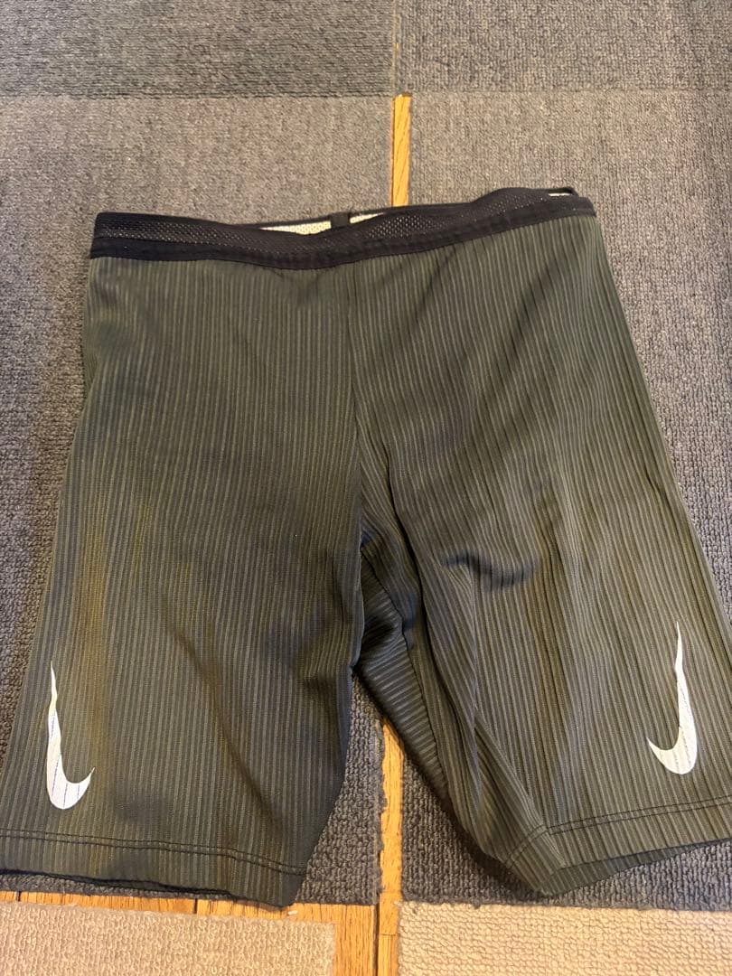 NIKEエアロスイフト上下