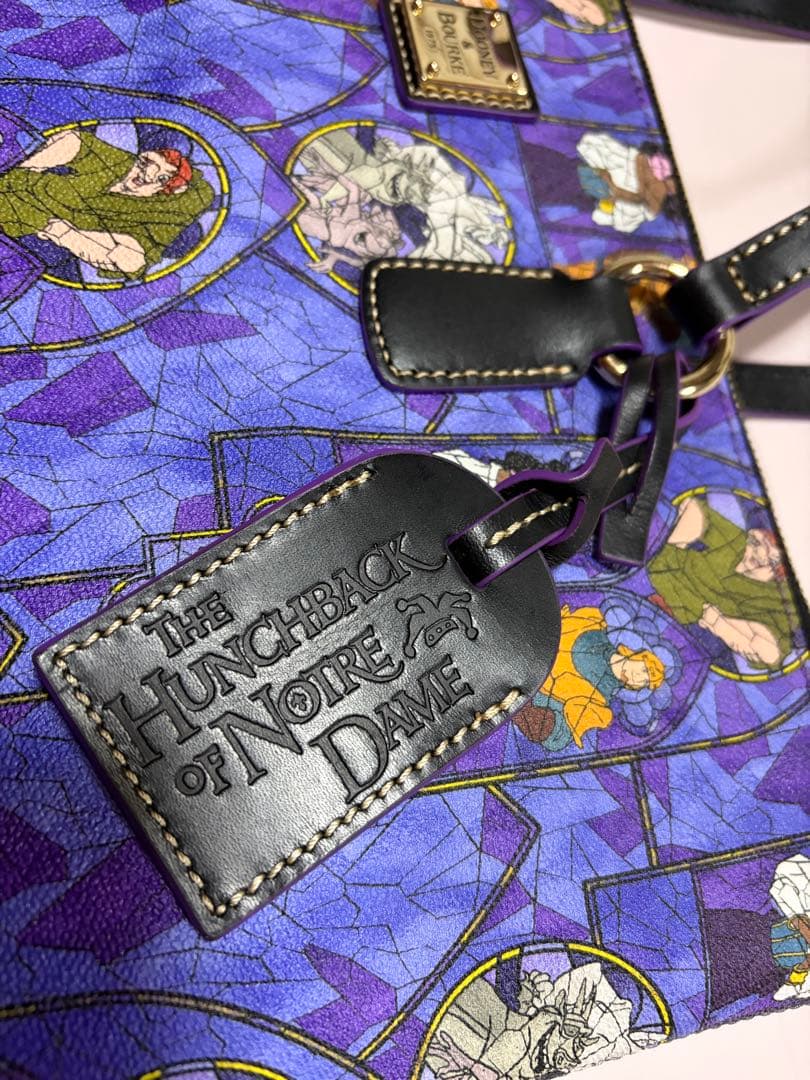 Dooney&Bourke ノートルダムの鐘　トートバッグ　日本未発売　美品