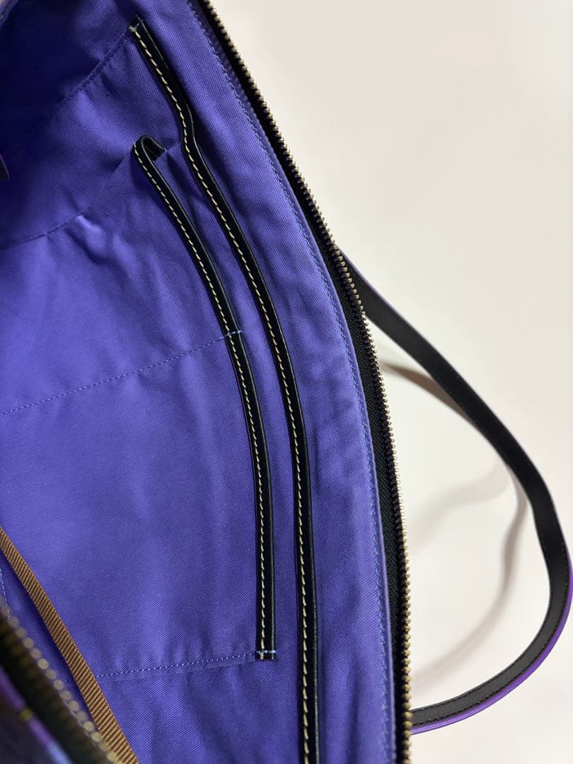 Dooney&Bourke ノートルダムの鐘　トートバッグ　日本未発売　美品