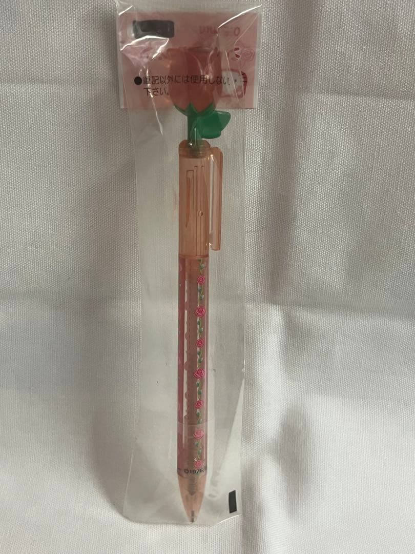み*き様 キティ　ペン　サンリオ　シャープペン薔薇シリーズ