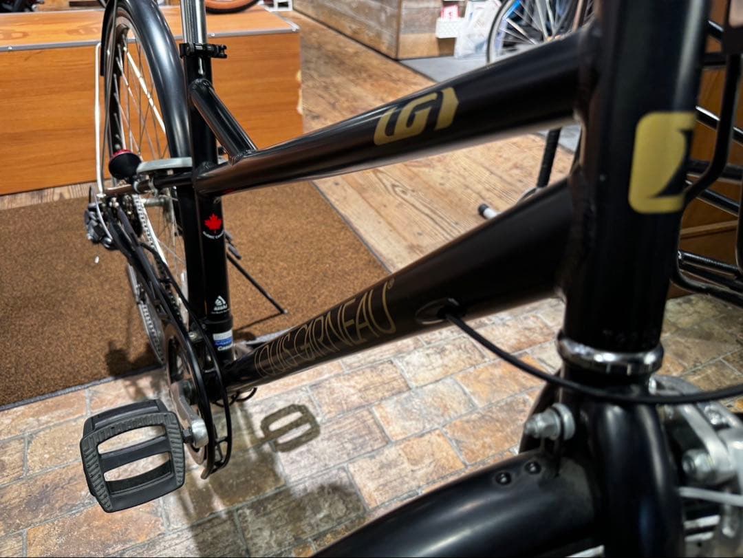 美品 Louis Garneau ルイガノ MULTIWAY 27 クロスバイク