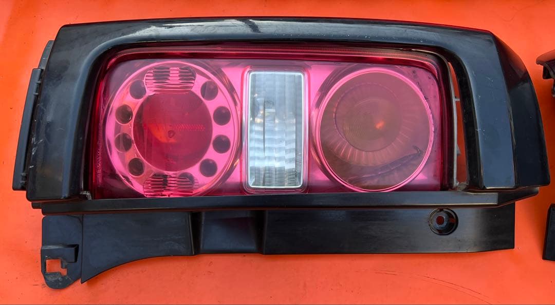 日産E51 Z34 エルグランド ICHIKOH D005 ライト　テールランプ