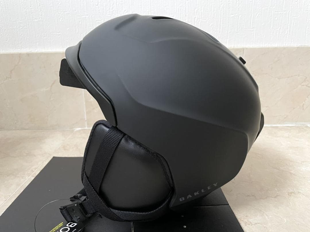 オークリー OAKLEY ヘルメット MOD3