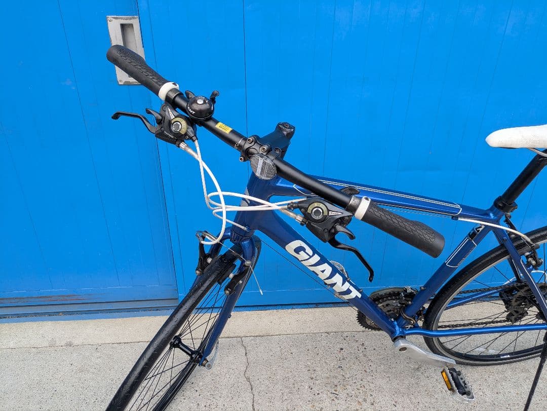 美品 GIANT ESCAPE R3 GIANT 平日東郷引き取り専用