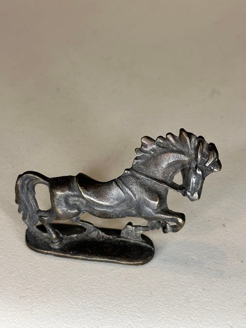 銅製 馬置物 駿馬像 古銅風 オブジェ 時代物 飾り物