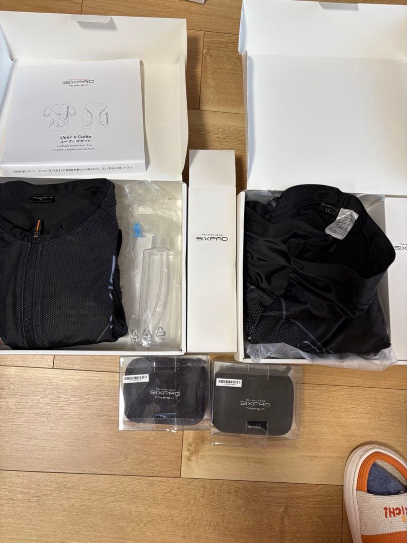 シックスパッド　パワースーツ　上下セット 　人気 L サイズ　下 LL メンズ