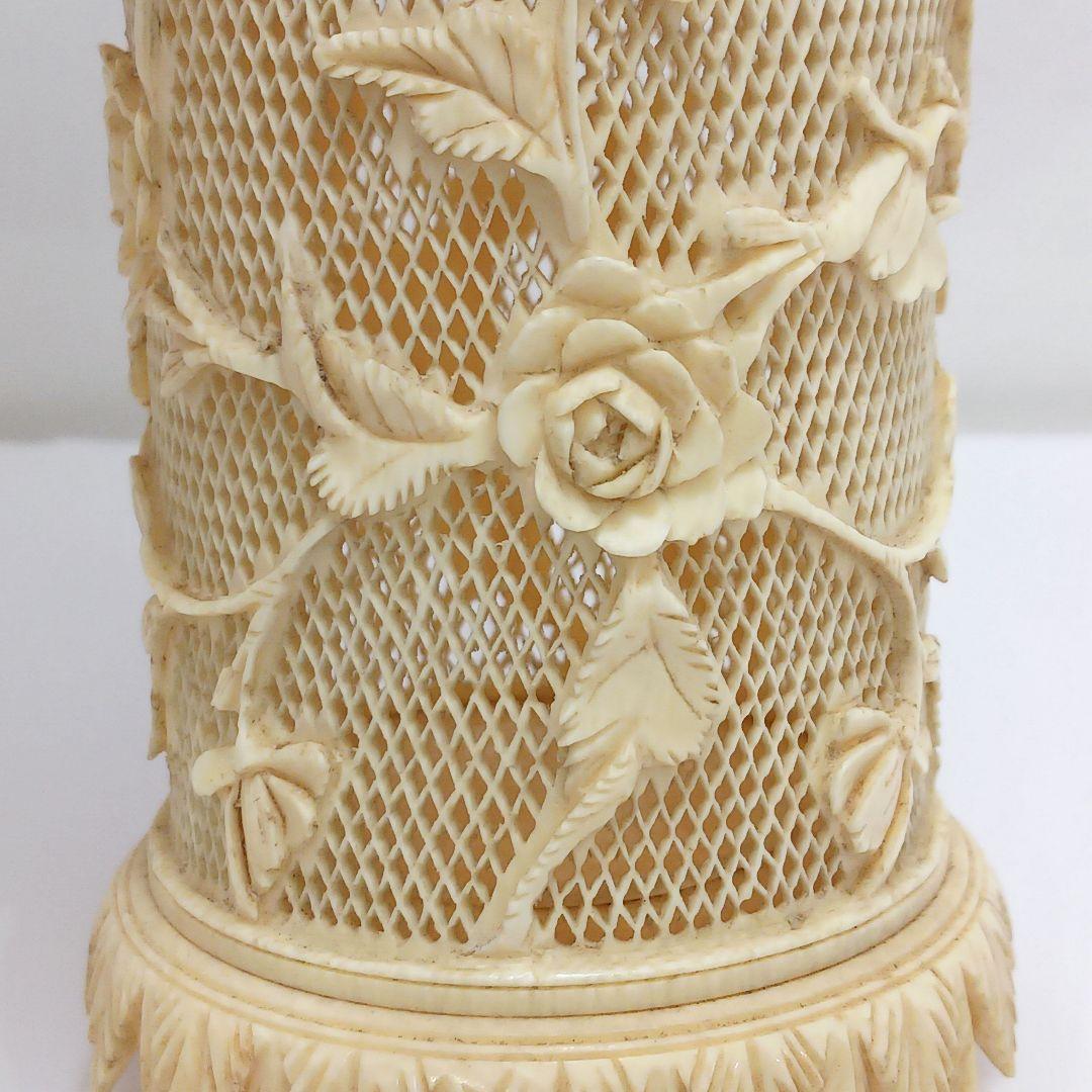 Y2556 高級彫刻 透かし彫り 花彫刻 蓋物 総重量89.7g