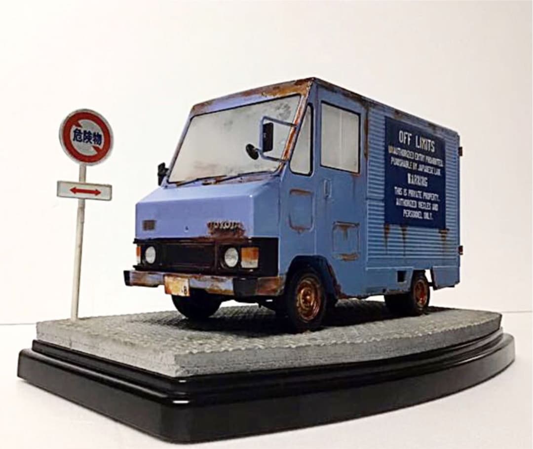 1/24 トヨタ　ハイエース　クイックデリバリー　ジオラマ　完成品　ケース付