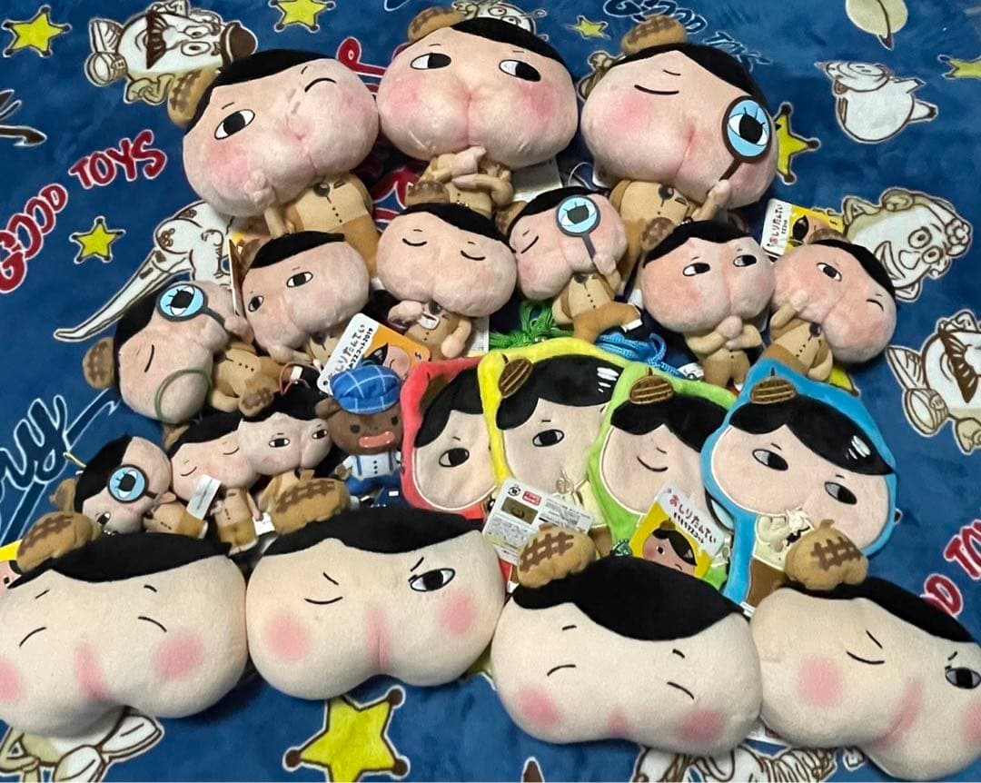 おしりたんてい ポーチ　マスコット　ミニぬいぐるみ