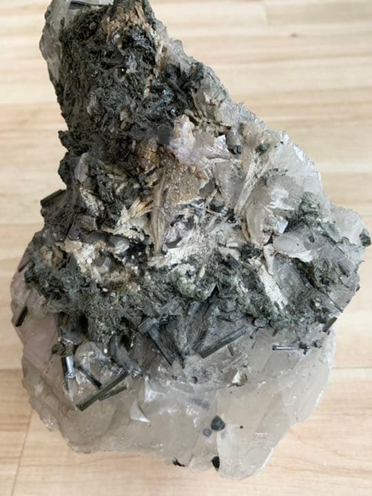 鉱物　石　パワーストーン　天然石　原石　4.4KG スピリチュアル　パワー