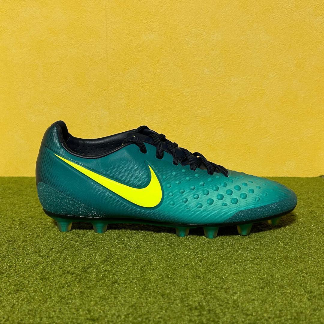 新品 未使用 サッカースパイク ナイキ マジスタ 廃盤 レア HG 24.5cm