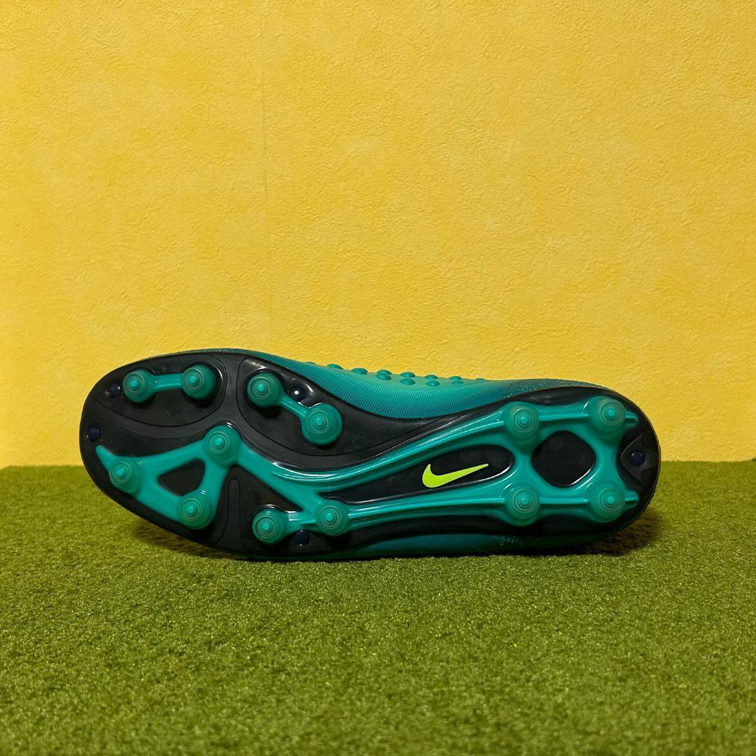 新品 未使用 サッカースパイク ナイキ マジスタ 廃盤 レア HG 24.5cm