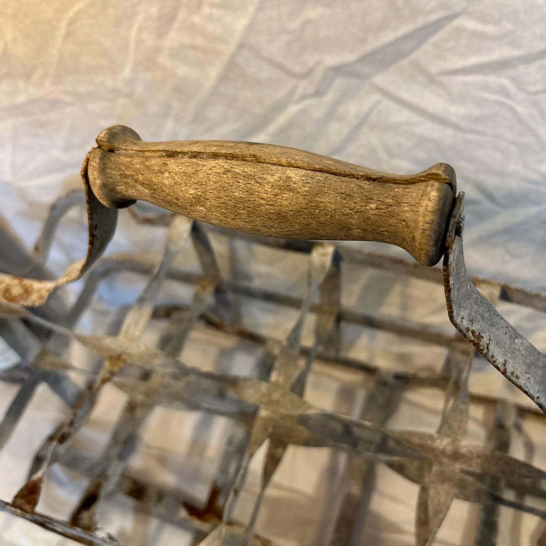 シャビー　フランスアンティーク ワインラック ワインキャリー8本 木製ハンドル