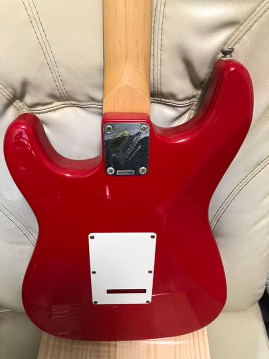 Mavis エレキギター