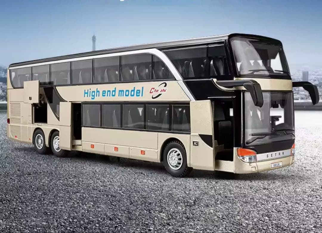 1/30スケールセトラ ダブルデッカーバス 高級モデル