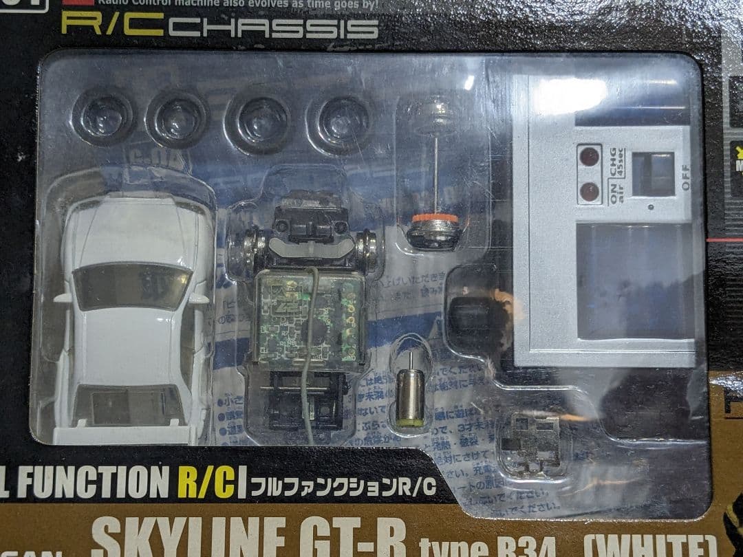 レア！ BIT CHAR-G スカイライン GT-R タイプ R34 ホワイト