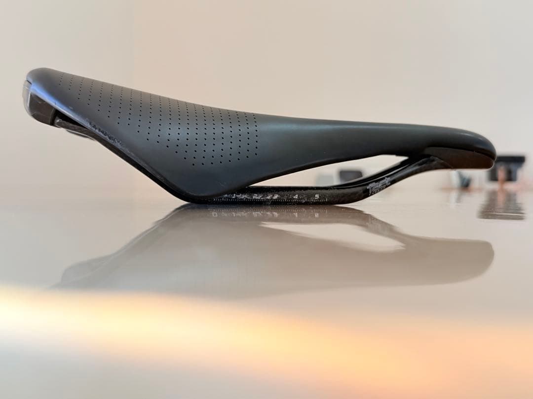 連休限定【値下げ】 S-Works Power Arc サドル 143mm