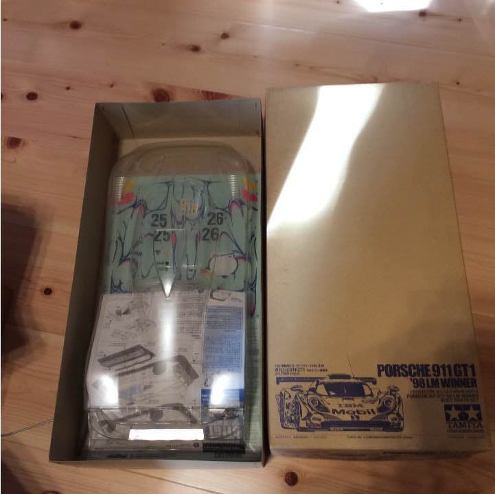 タミヤ　1/10ラジコン　F103RS用 ポルシェ911GT 98ルマン優勝車