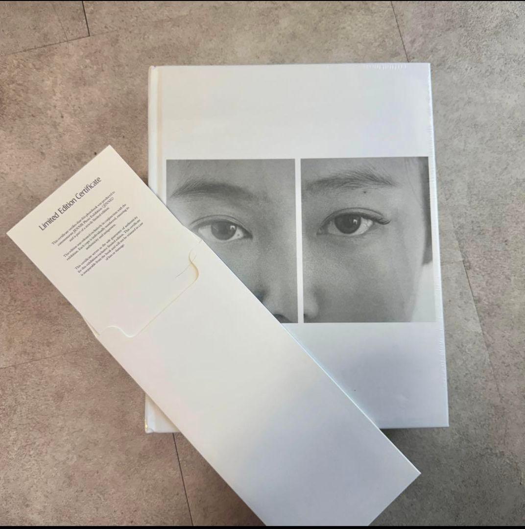 JENNIE 写真展 <J2NNI5> POPUP Photobook