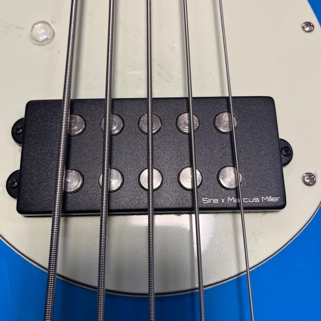 SIRE Z3-5 美品。保証期間内