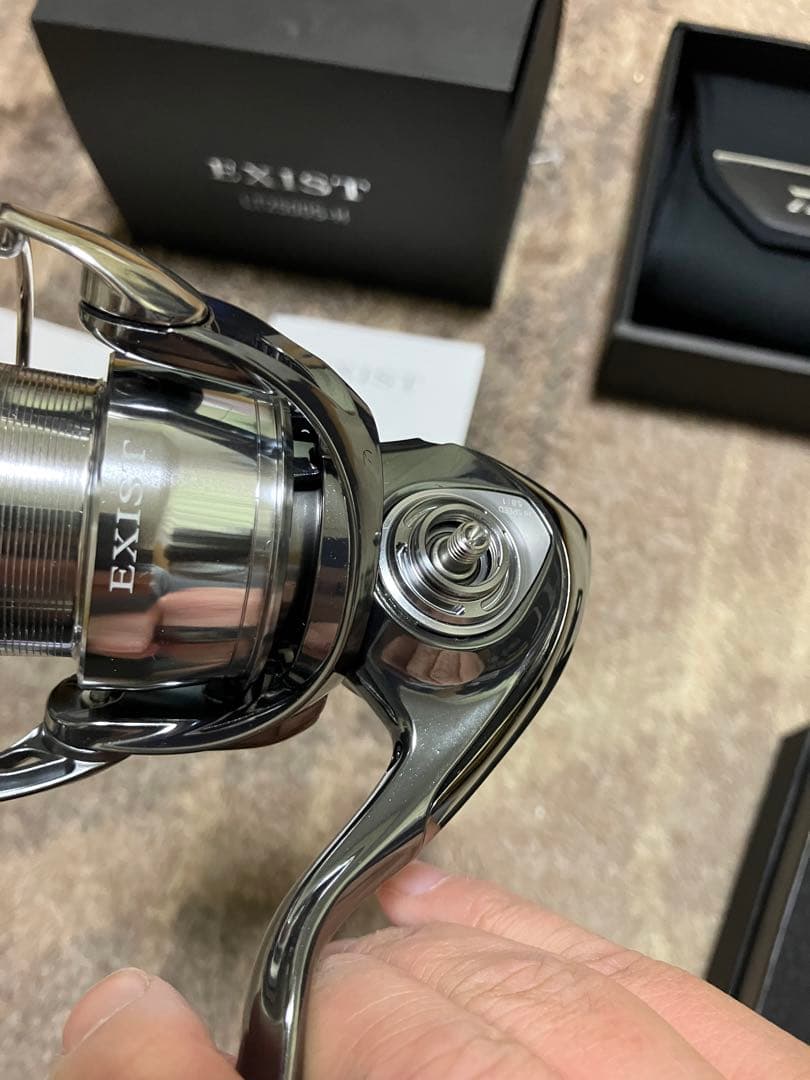 DAIWA EXIST LT2500S-H リール