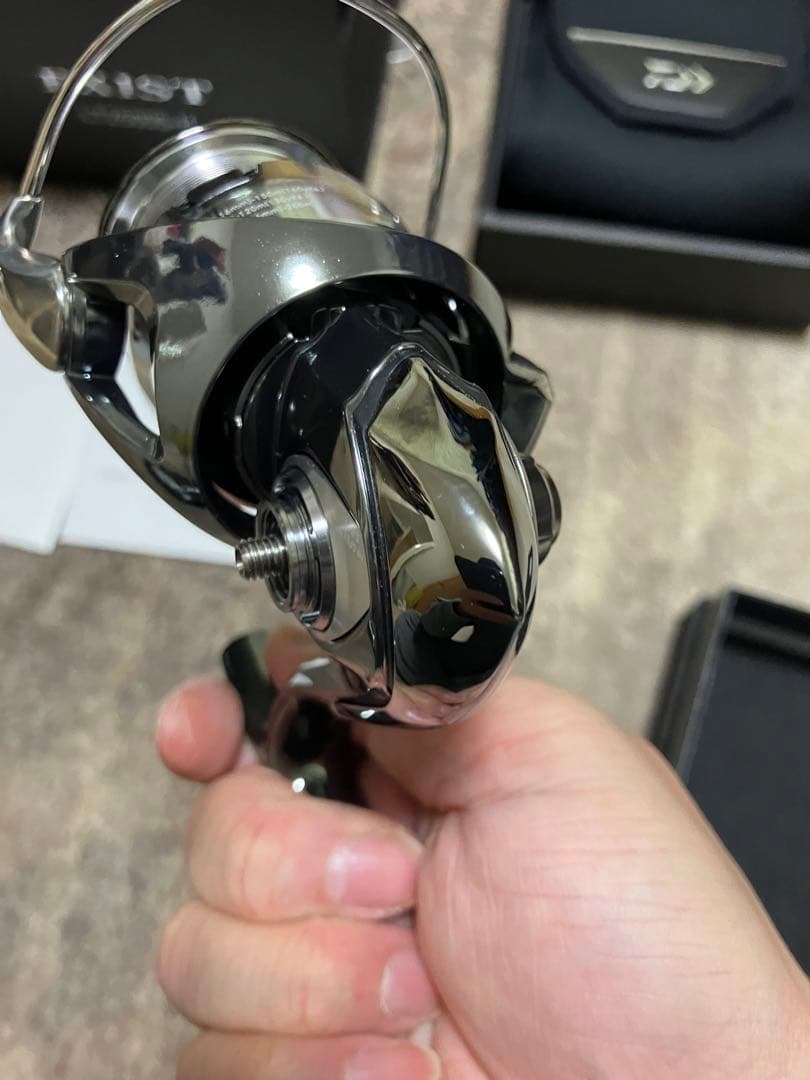 DAIWA EXIST LT2500S-H リール