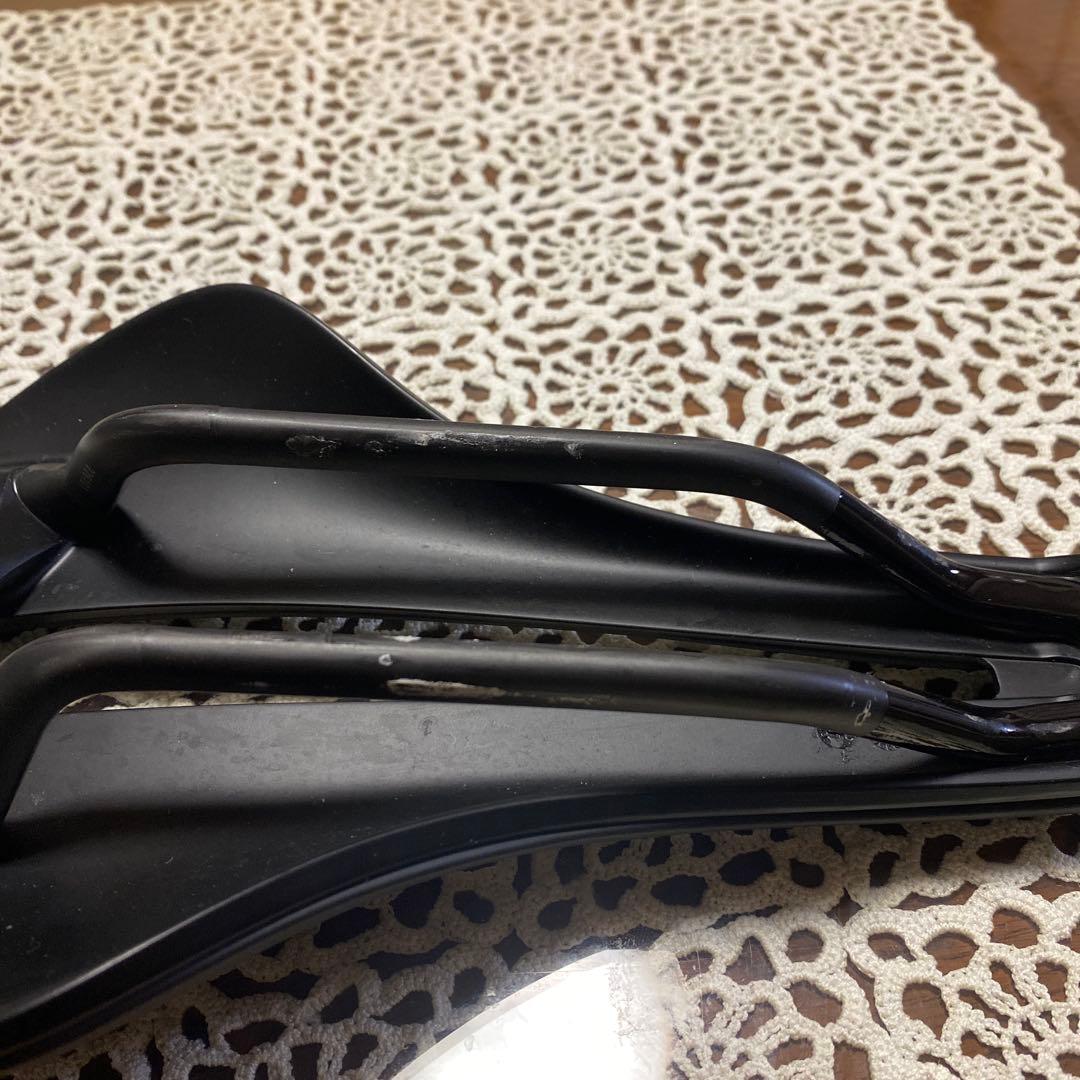 BONTRAGER Aeolus Pro サドル 145mm