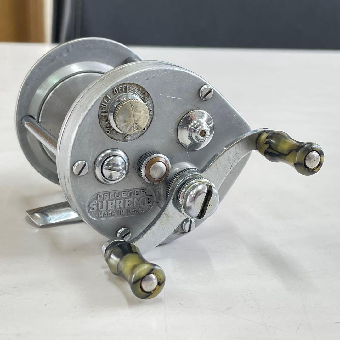 1940年 PFLUEGER SUPREME 1573 ダイレクトリール