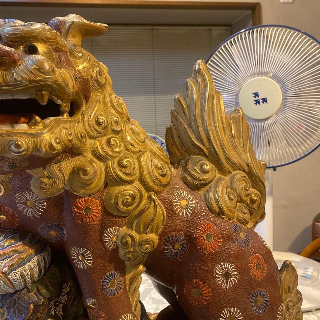 九谷玉取獅子図置物（大）