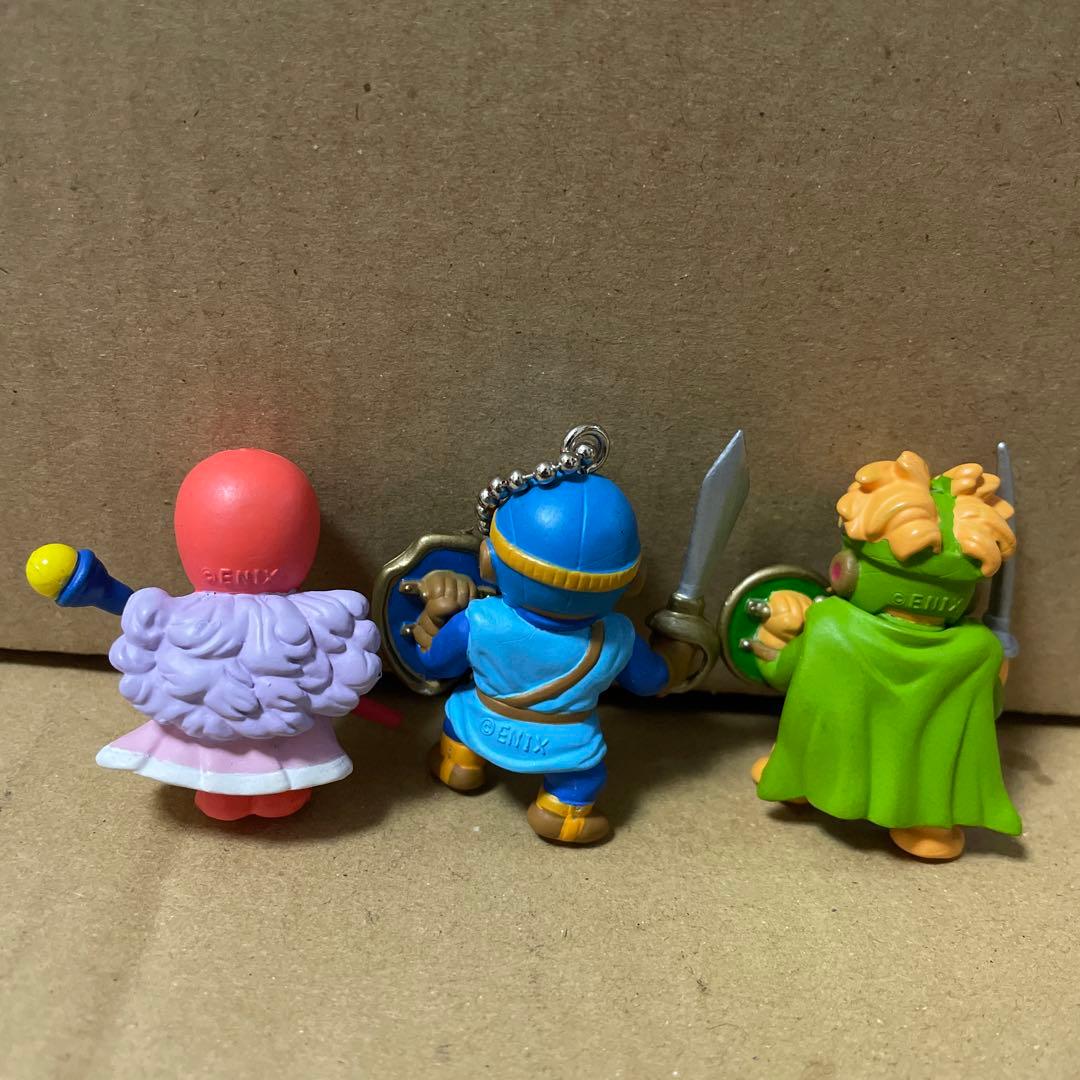 ドラゴンクエスト フィギュア　キャラクターキーホルダー　人形3コ