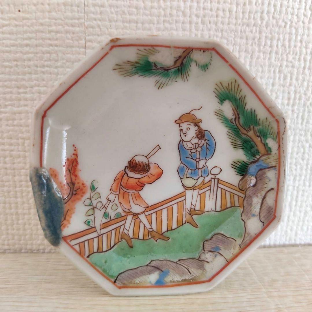 お値下げしました、三枚組　古伊万里　色絵　紅毛人　南蛮人　八角豆皿　②
