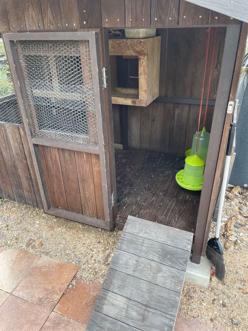 鶏小屋　木製犬小屋 中型犬用