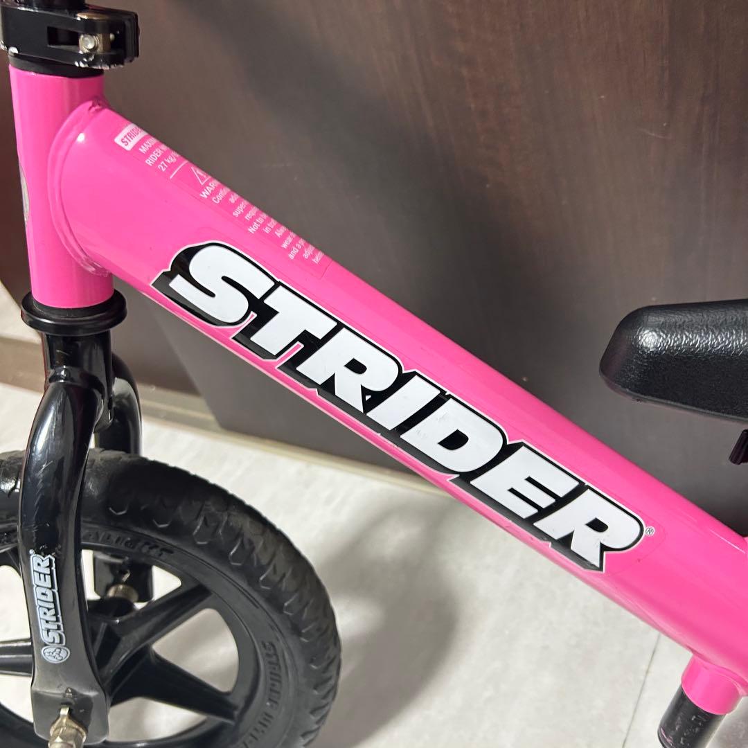 【美品】ストライダー スポーツモデル ブラック 12型　 バランスバイク ピンク