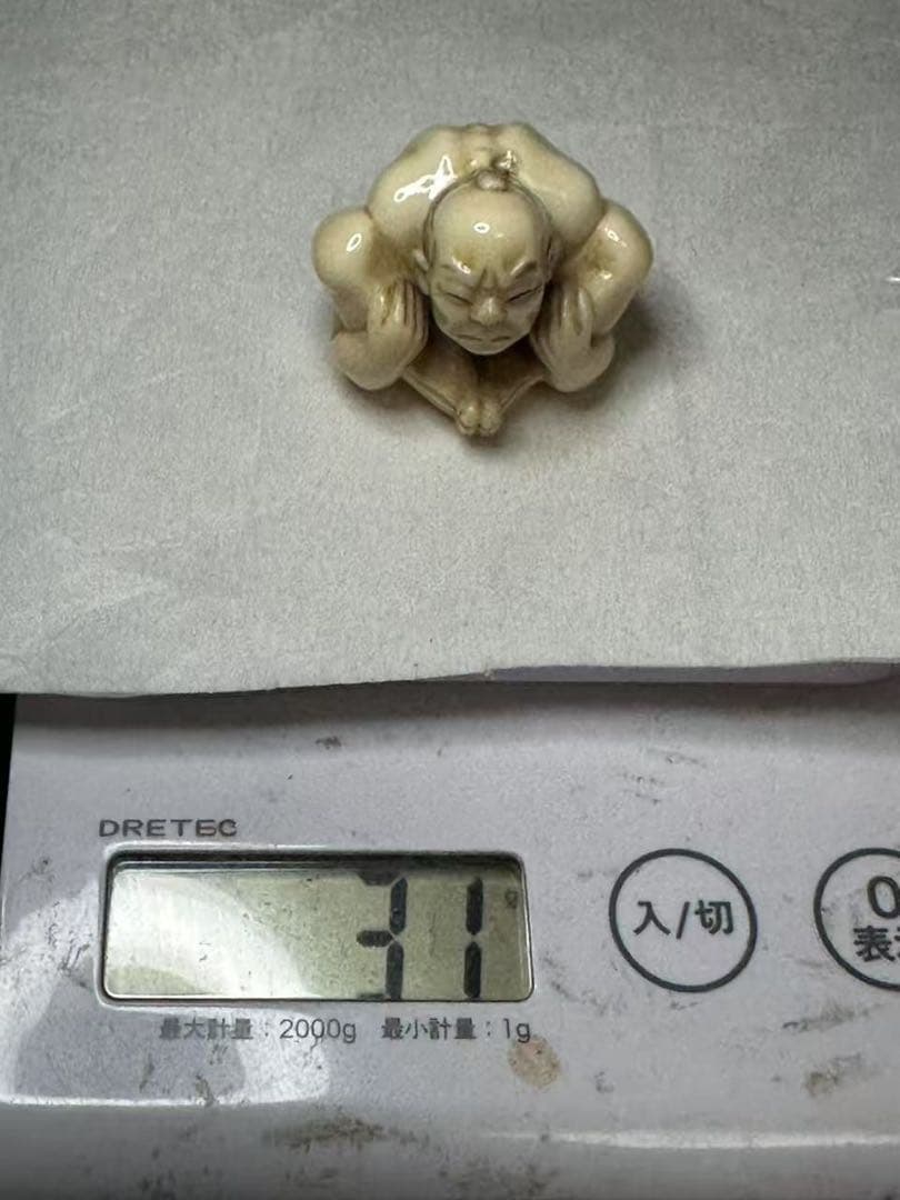 根付　置物　アンティーク　天然素材　彫刻 古美術品　細密細工　骨董コレクション