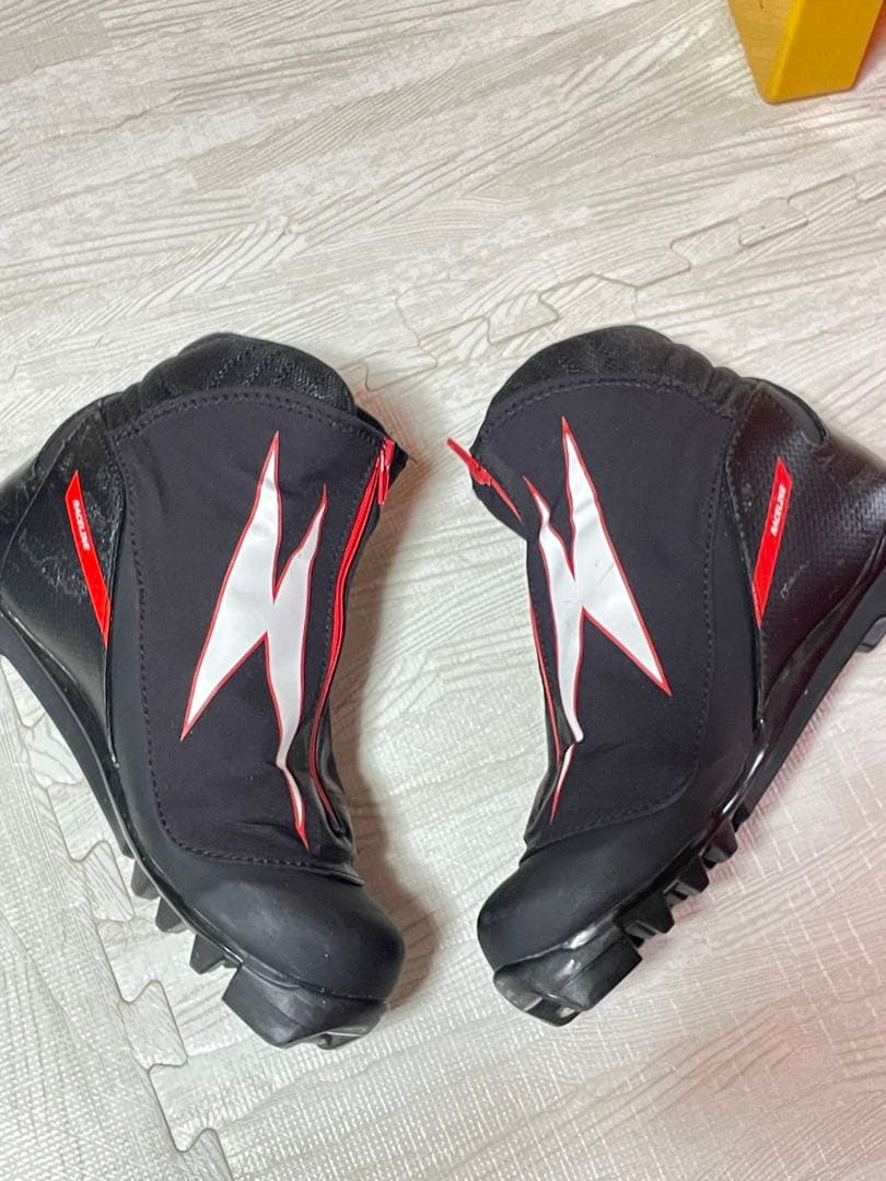 クロカン　ブーツ　グローブ　手袋　MADSHUS　swix　クロスカントリー