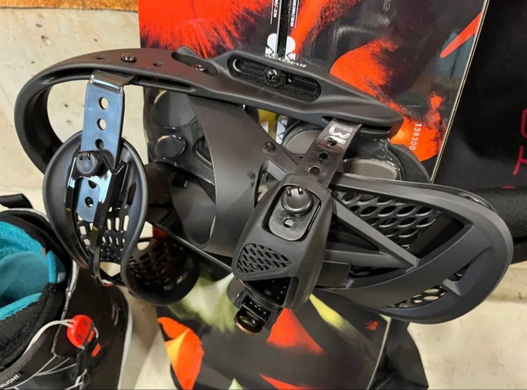 Burton スノーボード、ビンディング、ブーツ、バッグ