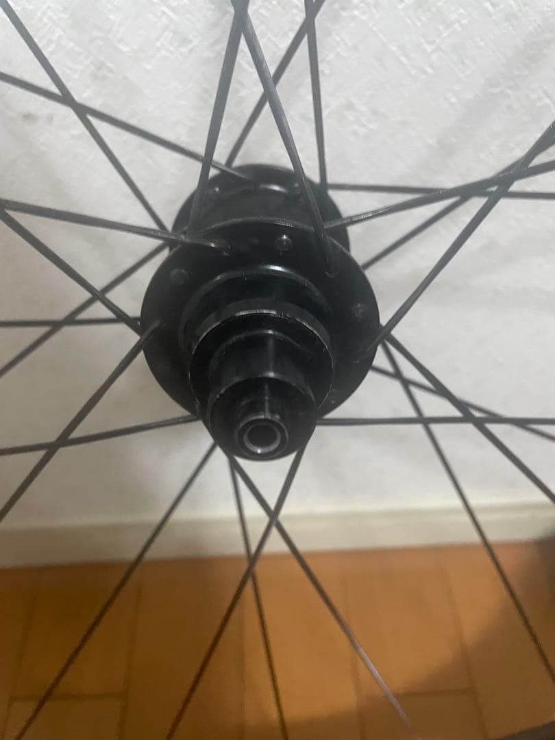 11s ffwd f4r tu dt Swiss 240s スターラチェッ18t