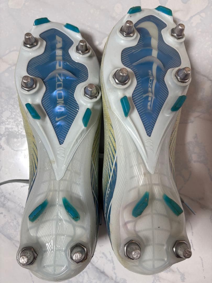 Nike Air Zoom サッカーシューズ