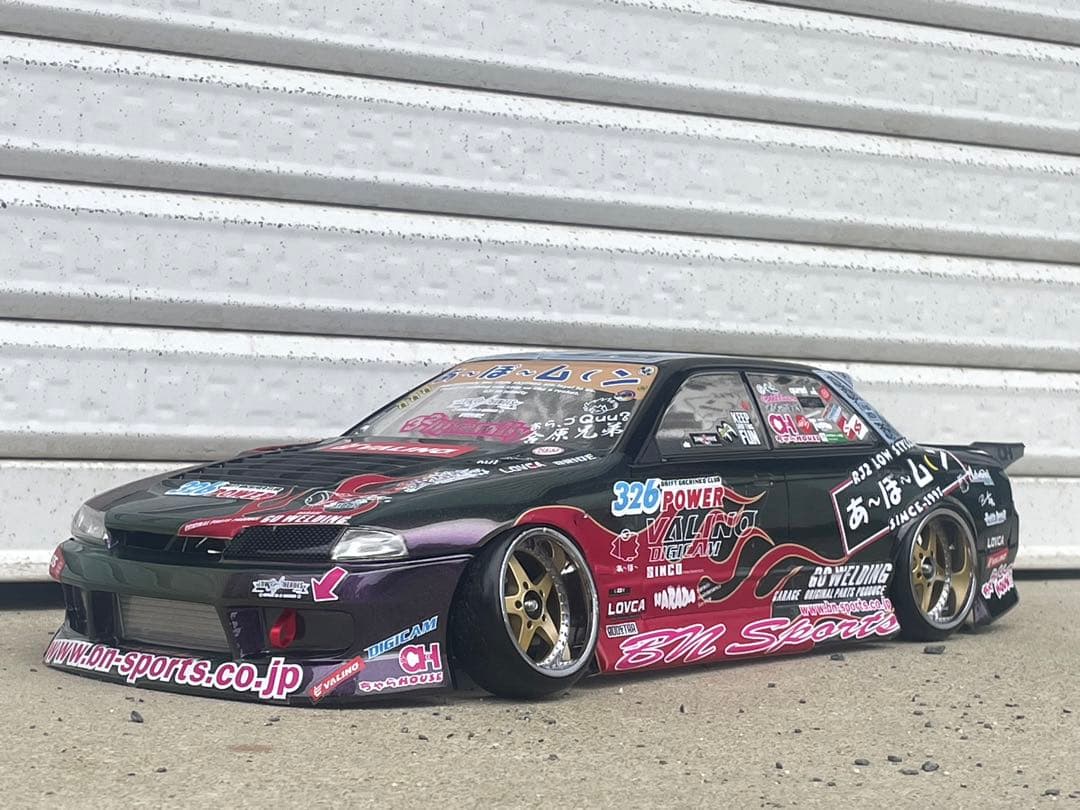 パンドラRC BN sports R32 4ドア あ〜ぼ〜ムーン仕様塗装済未走行