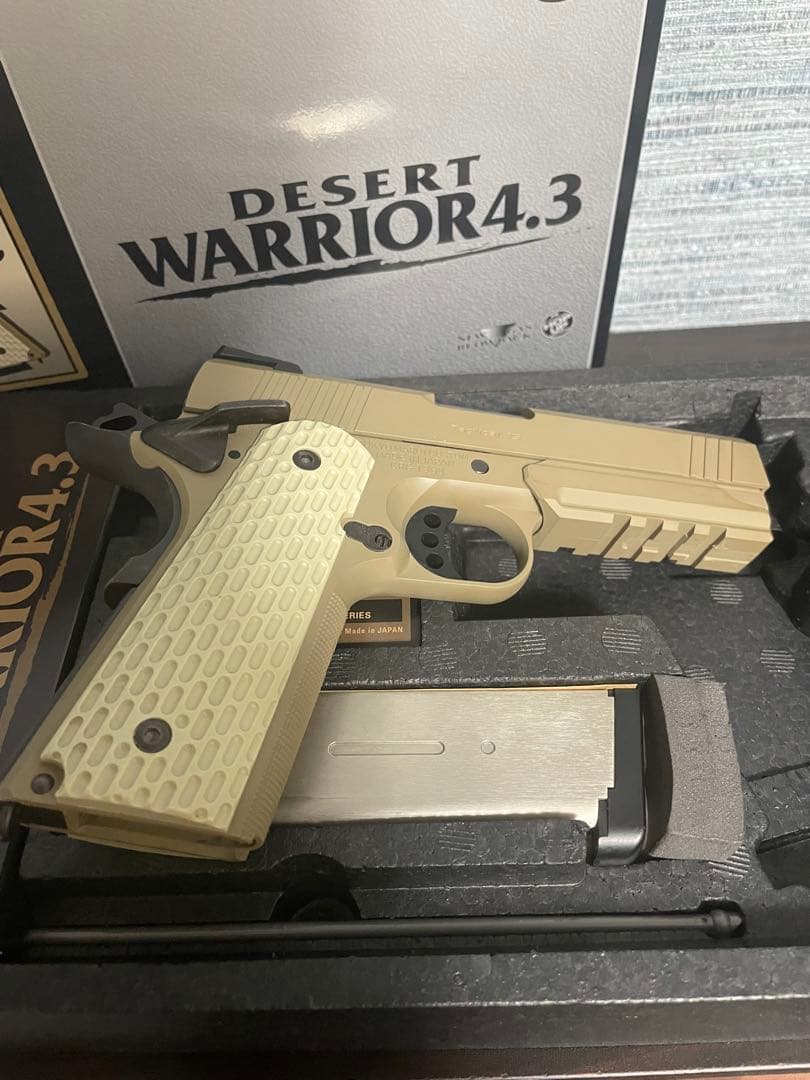 東京マルイDESERT WARRIOR 4.3 ガスガン