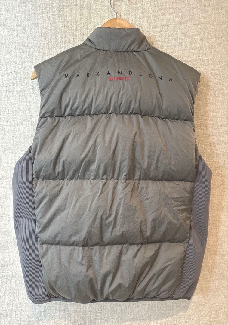 マークアンドロナ　ダウンベスト　【美品】