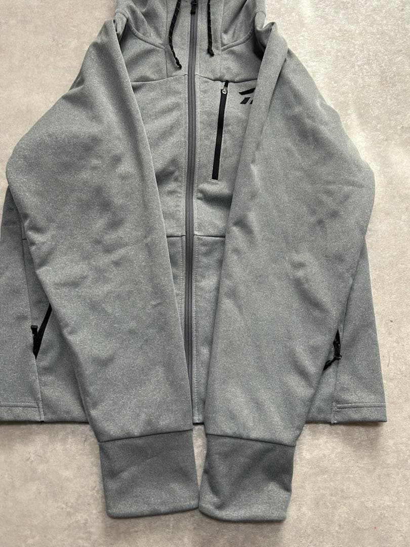 極美品 Daiwa ウインドブロックパーカー グレー L