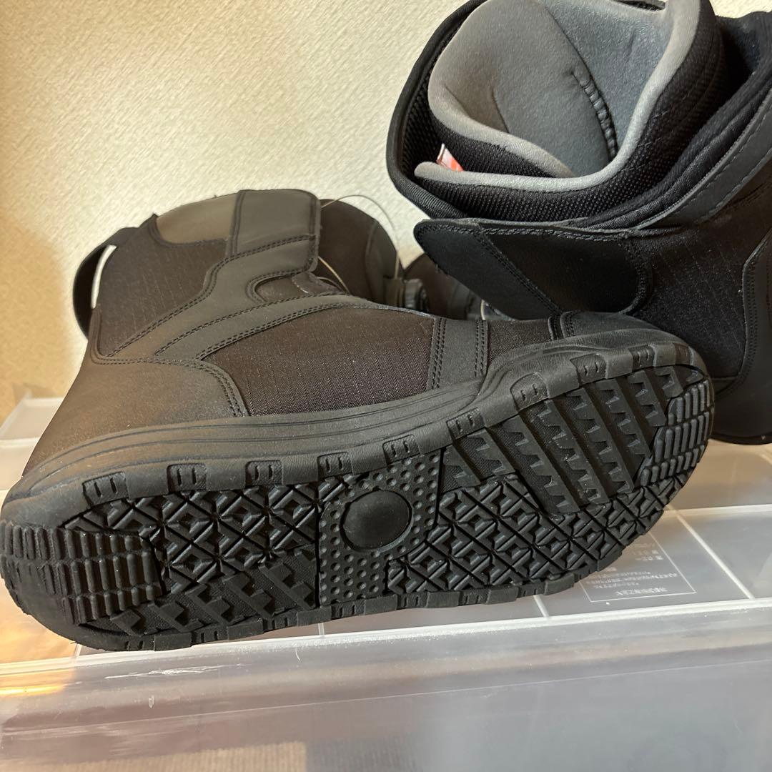 スノーボードブーツ ボアシステム