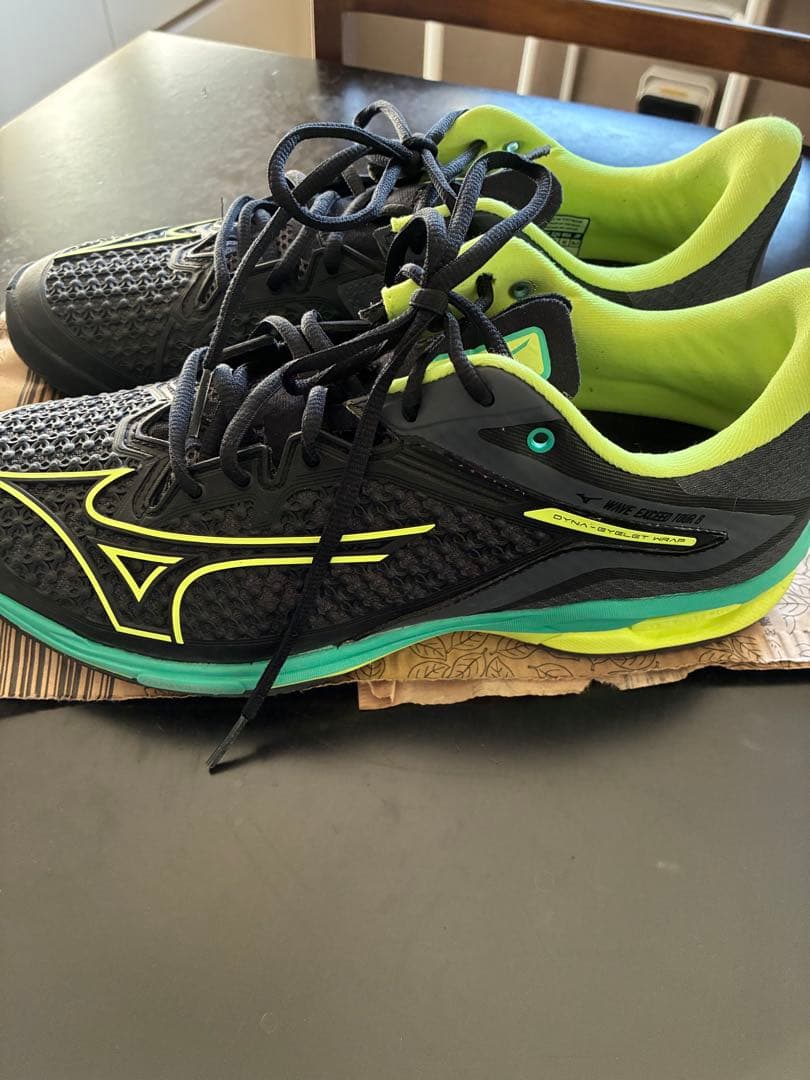 Mizuno テニスシューズ