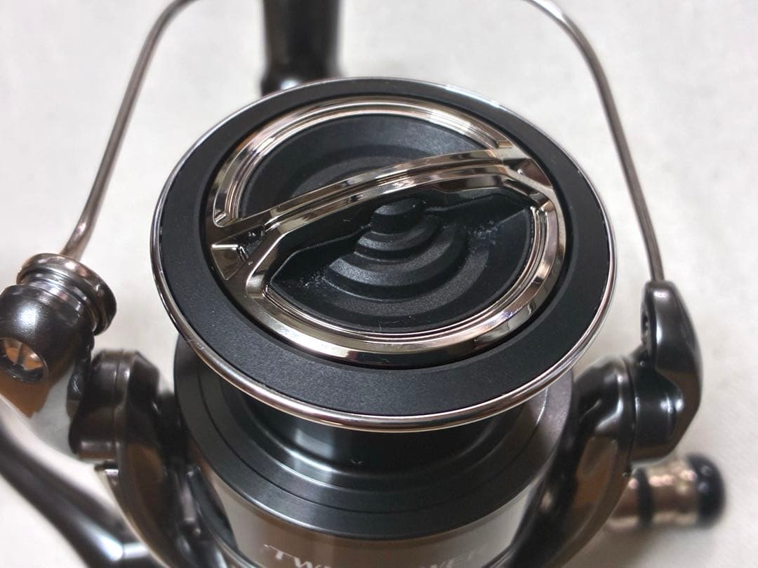 【極美品】シマノ リール 24ツインパワー 4000XG【カスタム品】