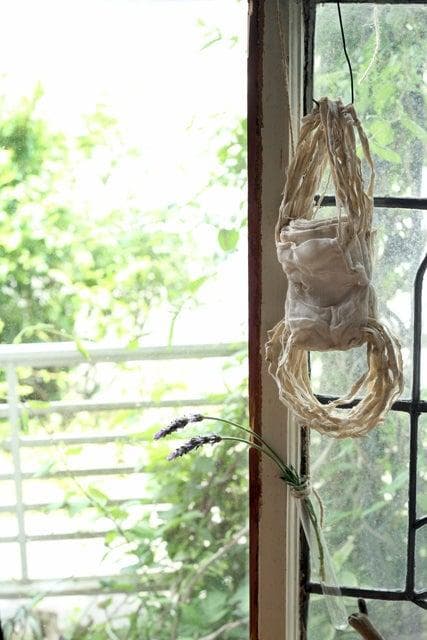 昔の眼帯と布製マスクの束　まとめ売り