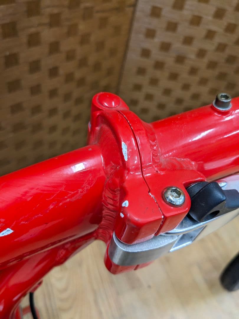 U013 折り畳み自転車　Ferrari　20インチ 7段変速　ミニベロ